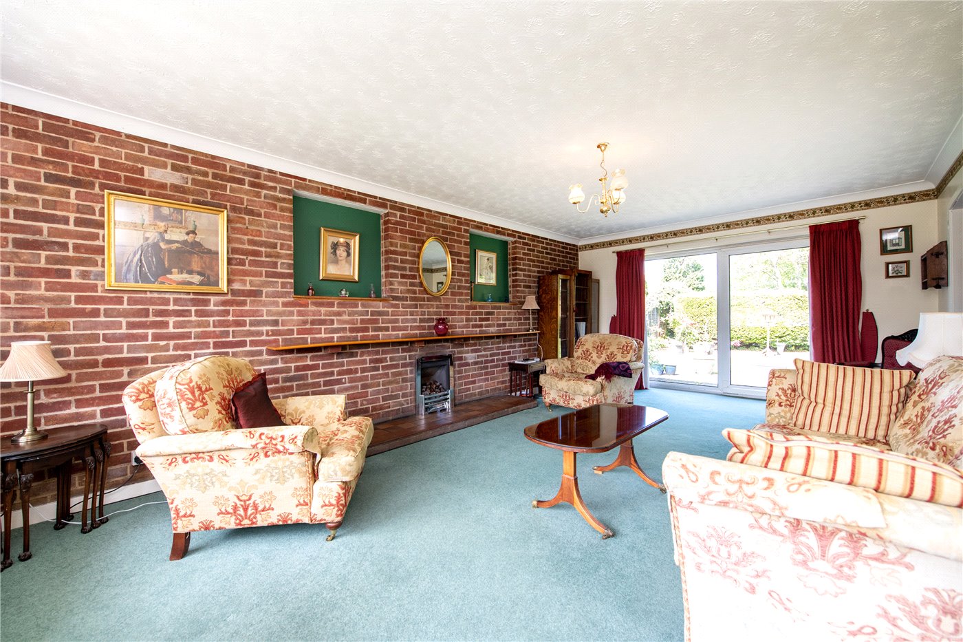 High Street, Thurlby, Bourne, PE10
